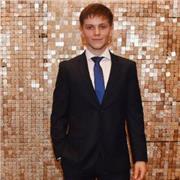 Estudiante avanzado de medicina (PFO) ofrece clases de la carrera en todos los niveles